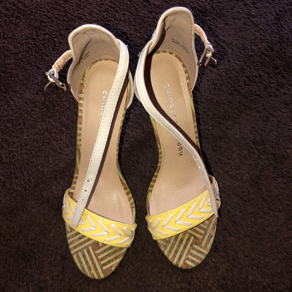 High Heels - Picture 2 of 5